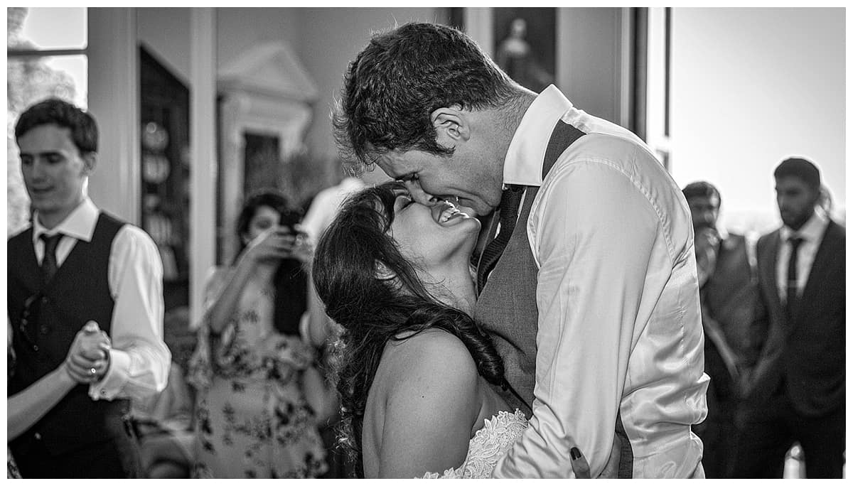 Olivia and Ben: Kirtlington Park, Oxfordshire Olivia and Ben: Kirtlington Park, Oxfordshire