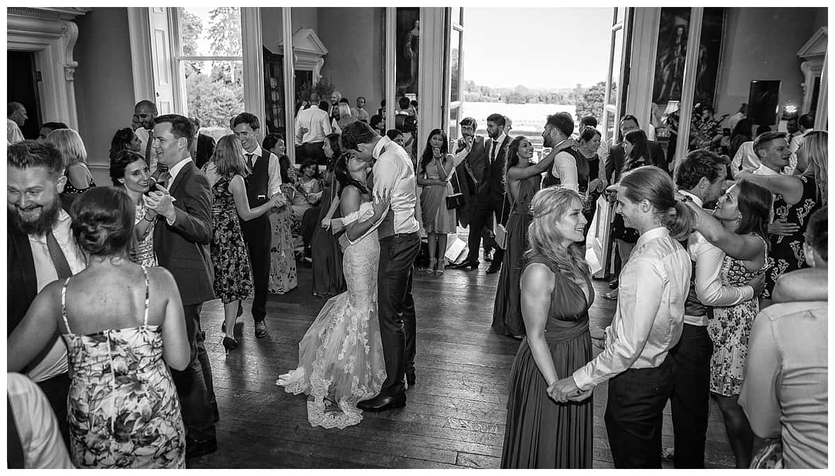 Olivia and Ben: Kirtlington Park, Oxfordshire Olivia and Ben: Kirtlington Park, Oxfordshire